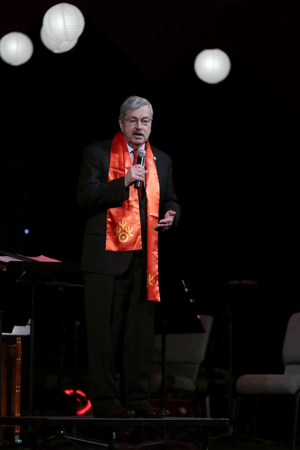 Iowa Governer Terry Branstad, soon to be America’s ambassador to China, speaks at a Lunar New Year concert in Muscatine, Iowa, last month. Photo: Xinhua