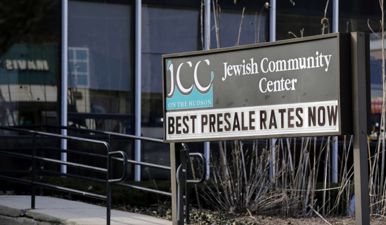 The Jewish Community Center is seen in Tarrytown, New York. The latest in a wave of bomb threat hoaxes called into more than 20 Jewish community centres and schools across the country has again put administrators in the position of having to decide whether a threatening message on the other end of a phone line was enough to evacuate. Photo: AP