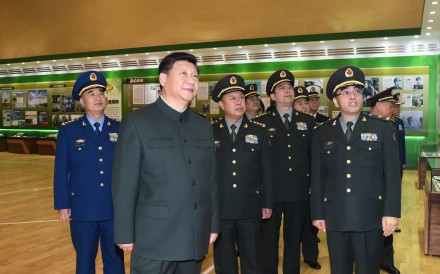 (151226) -- BEIJING, Dec. 26, 2015 (Xinhua) -- Chinese President Xi Jinping (2nd L) views an exhibition featuring the 60th founding anniversary of the People's Liberation Army (PLA) Daily during an inspection of the PLA Daily headquarters in Beijing, capital of China, Dec. 25, 2015. (Xinhua/Li Gang) (dhf) (151226) -- BEIJING, Dec. 26, 2015 (Xinhua) -- Chinese President Xi Jinping (2nd L) views an exhibition featuring the 60th founding anniversary of the People's Liberation Army (PLA) Daily during an inspection of the PLA Daily headquarters in Beijing, capital of China, Dec. 25, 2015. (Xinhua/Li Gang) (dhf)