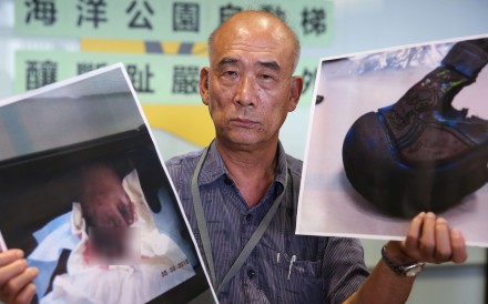 Choi speaks about the accident involving his grandson on an Ocean Park escalator. Photo: Sam Tsang