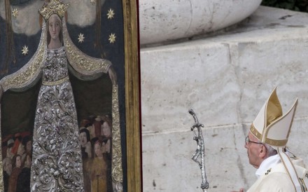 Pope Francis indefinitely extends the right of priests to pardon abortion