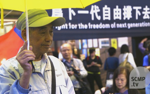 Meet the 80-year-old who has protested every night in Mong Kok since the Occupy movement ended
