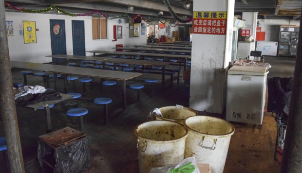 A canteen in the now abandoned Pegatron dormitory complex in Shanghai. Photos: George Knowles; Bloomberg