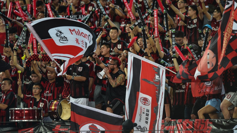 Fervent Chinese fans take European football giants to heart as teams