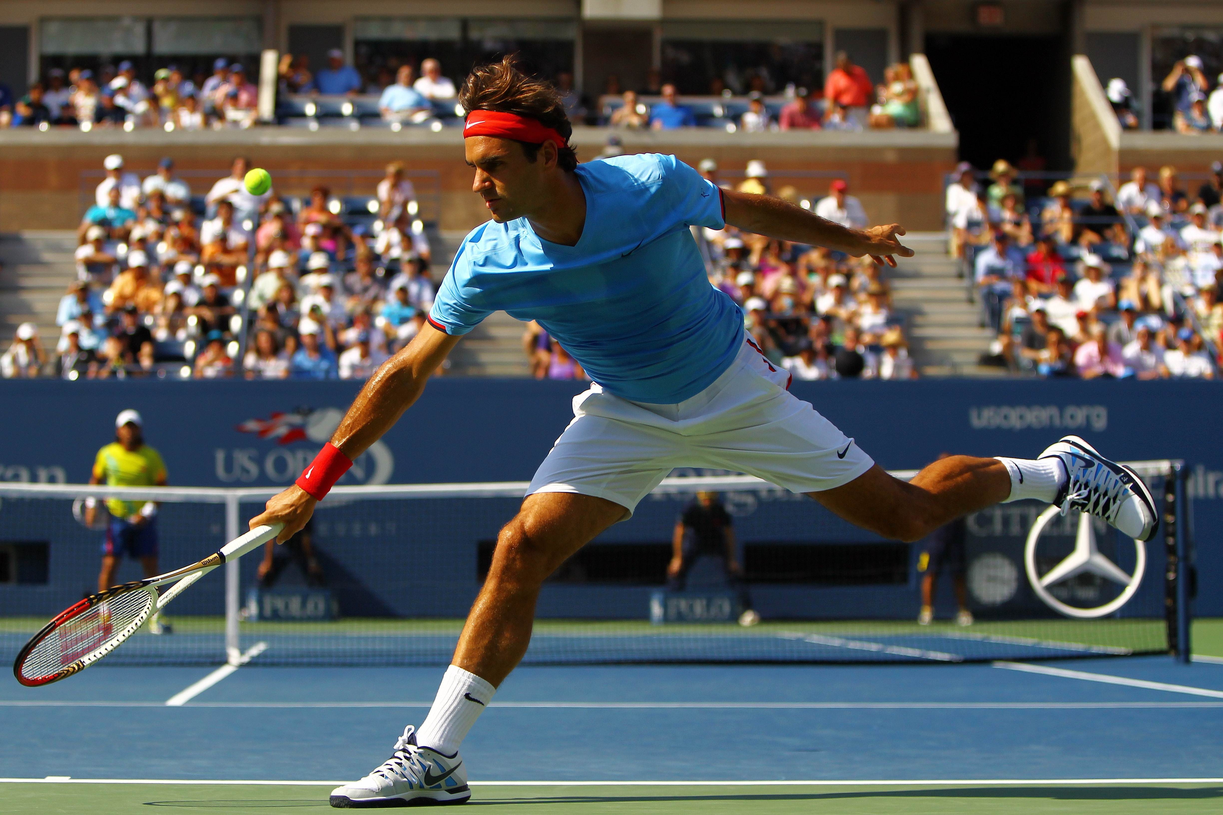 Roger Federer defeated Spanish 25th seed Fernando Verdasco 6-3, 6-4, 6-4 in New York on Saturday. Photo: AFP