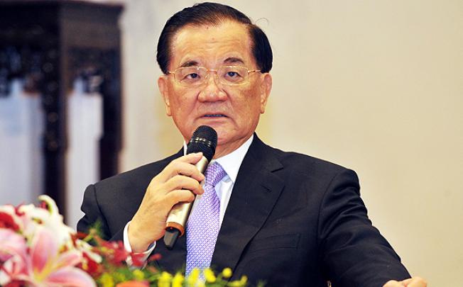 Taiwan's special envoy to the Apec forum, Lien Chan, speaks in Taipei on Wednesday. Photo: AFP