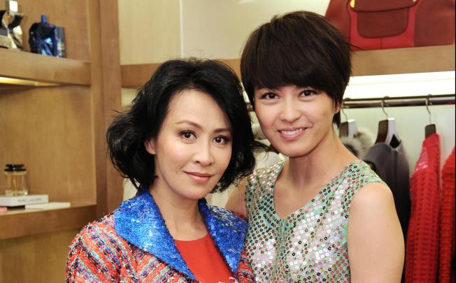 Carina Lau (left) and Gigi Leung