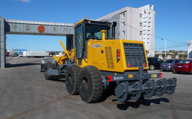 China-made road construction machinery is in high demand on the mainland and abroad.
