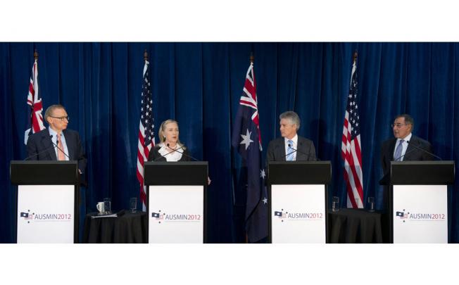 Australian Foreign Minister Bob Carr, US Secretary of State Hillary Clinton, Australian Minister of Defense Stephen Smith and US Secretary of Defense Leon Panetta (From left to right) hold a press conference following meetings as part of AUSMIN in Perth.