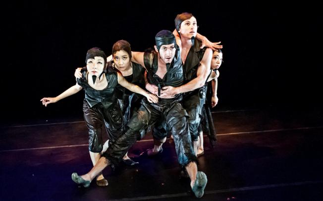 The Unkindness of Ravensis performed by (from left) Lee So-jin, Chang An-lee, Brett Perry, Ryan Redmond and Kim Tae-hee. Photo: Stephanie Berger