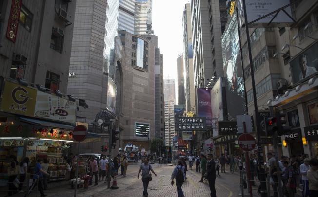 9 Studios describes the serviced apartments as a 30-second walk from Times Square. Photo: Bloomberg