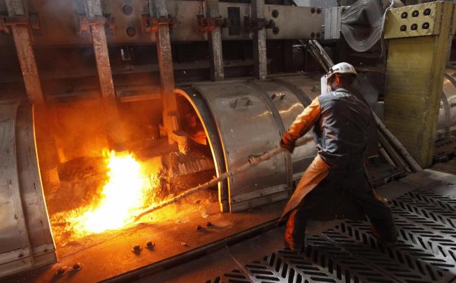 Russian aluminium giant Rusal expects prices for the metal to reach US$2,300 by the end of the year, with balanced supply. Photo: Reuters
