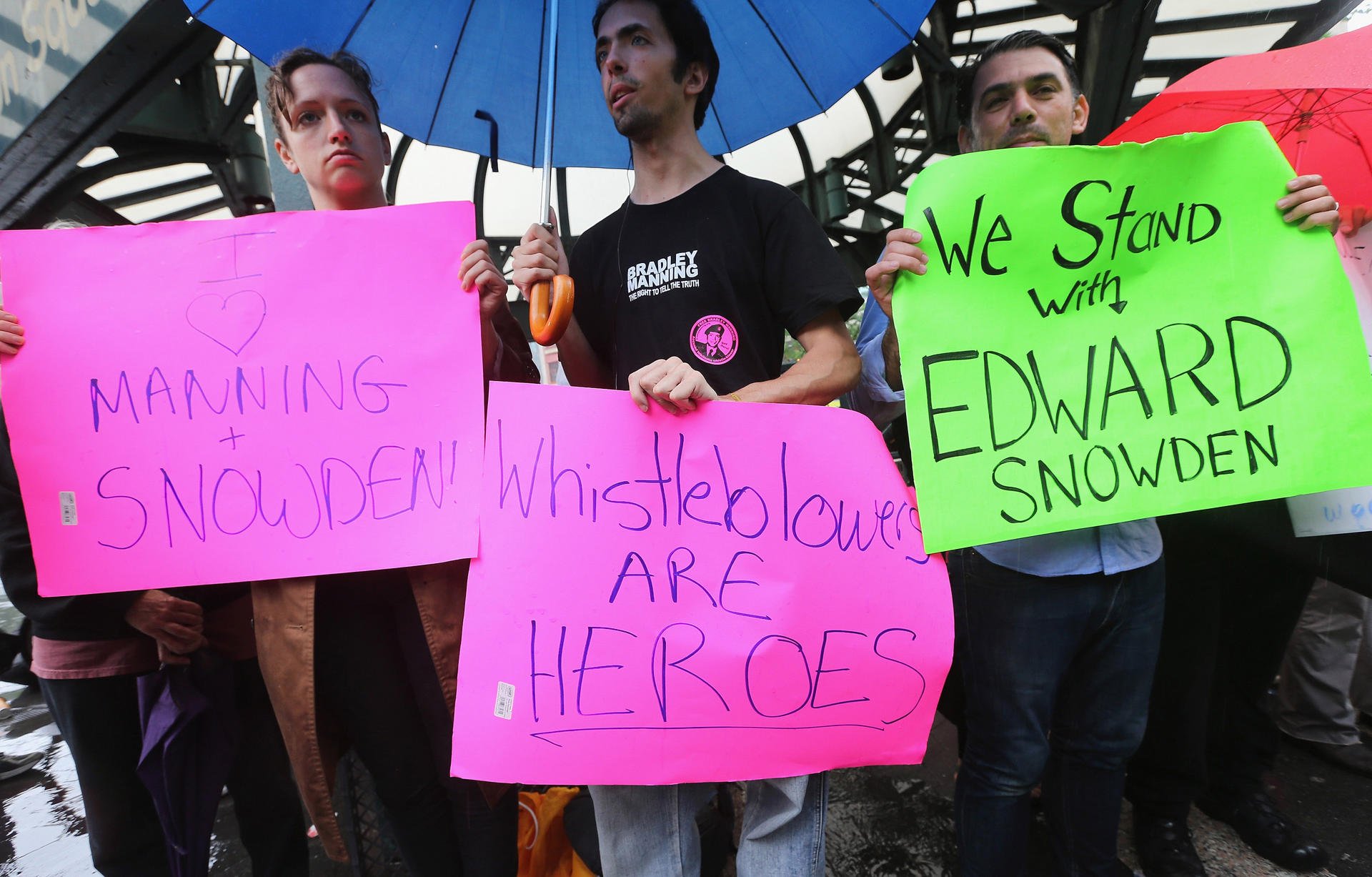 Supporters of whistle-blower Edward Snowden rally in Manhattan's Union Square after his identity was revealed. Photo: AFP