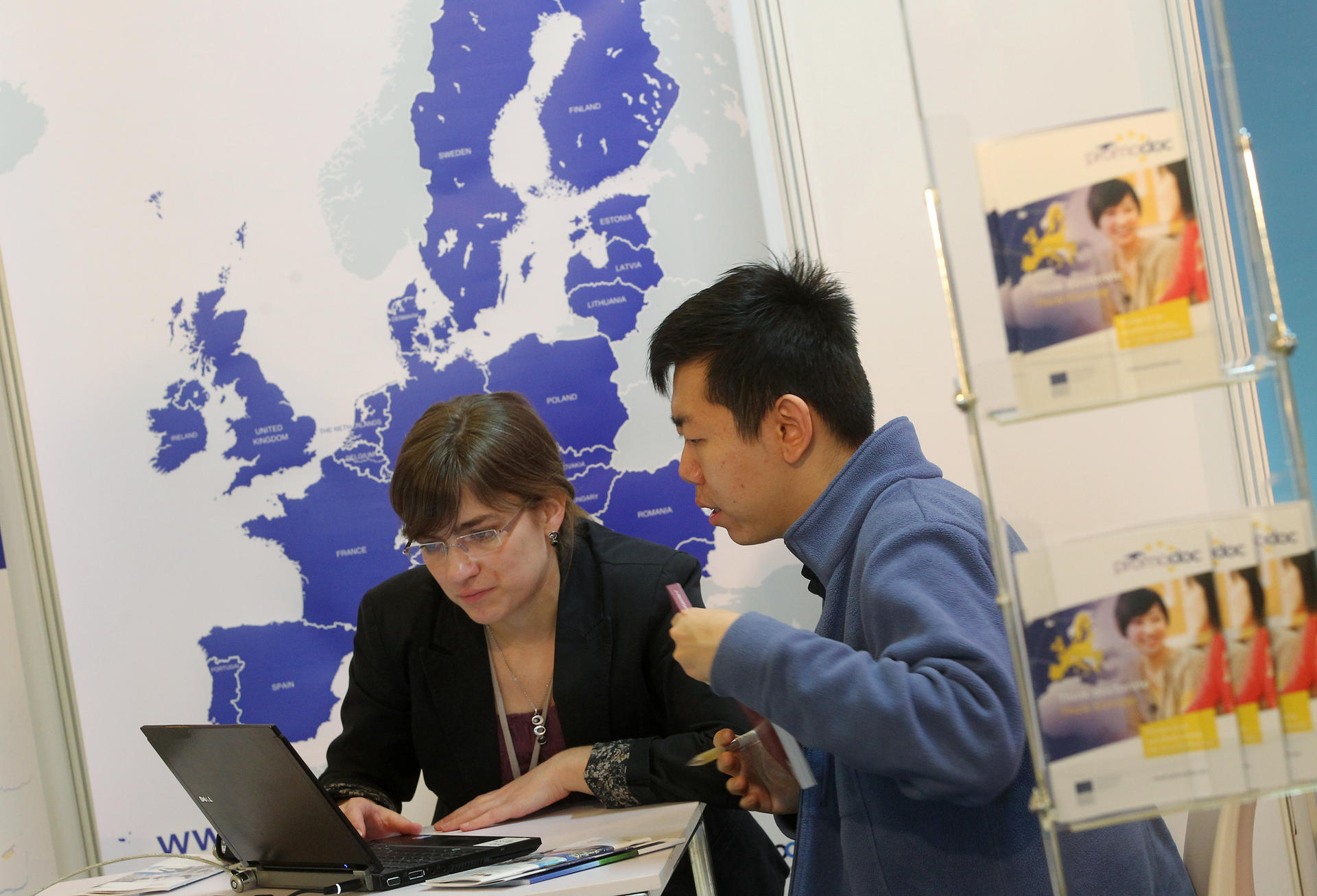 A visitor at the European Higher Education Fair at the Hong Kong Central Library finds out about available options. Photo: KY Cheng