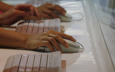 Hongkongers spend an average of 145 minutes a day on the internet. Photo: AP