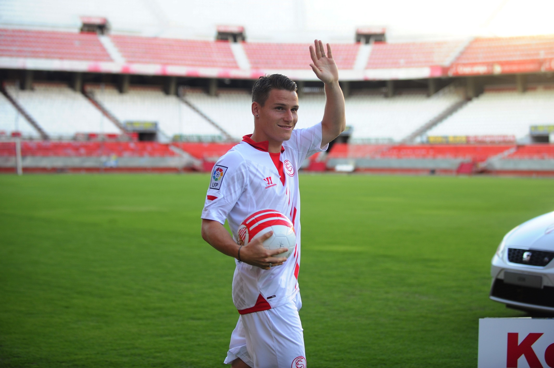 Sevilla's new French player Kevin Gameiro. Photo: AFP