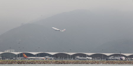Hong Kong International Airport. Photo: Edward Wong
