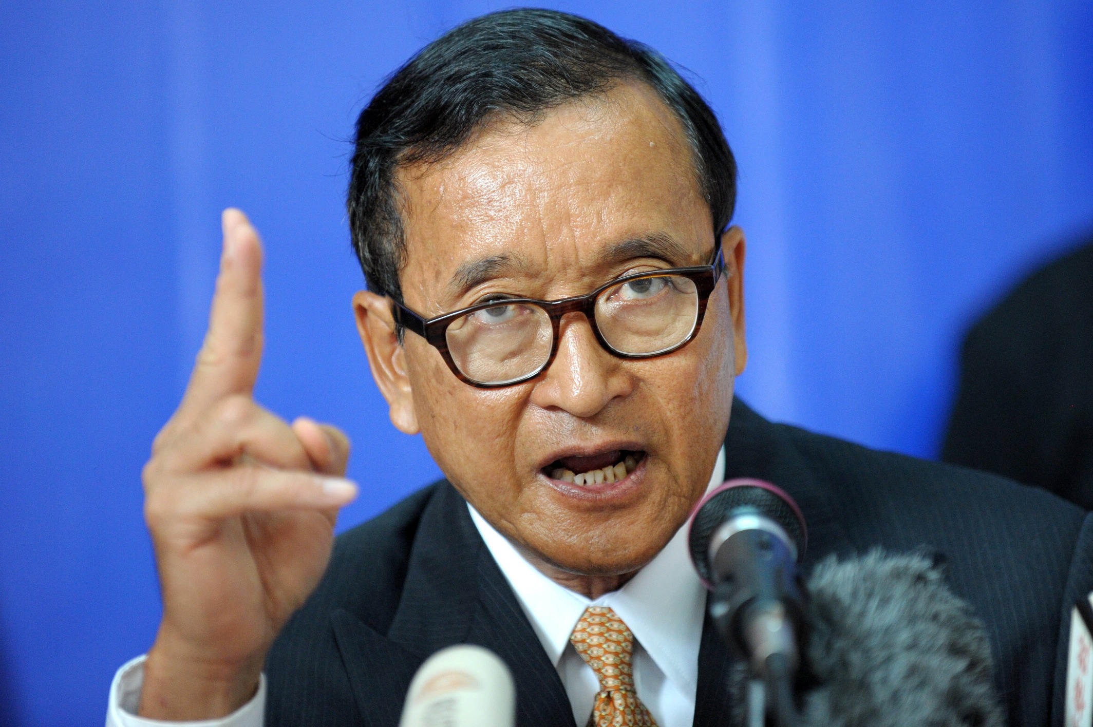 Leader of the opposition Cambodia National Rescue Party (CNRP), Sam Rainsy speaks during a press conference in Phnom Penh. Photo: AFP