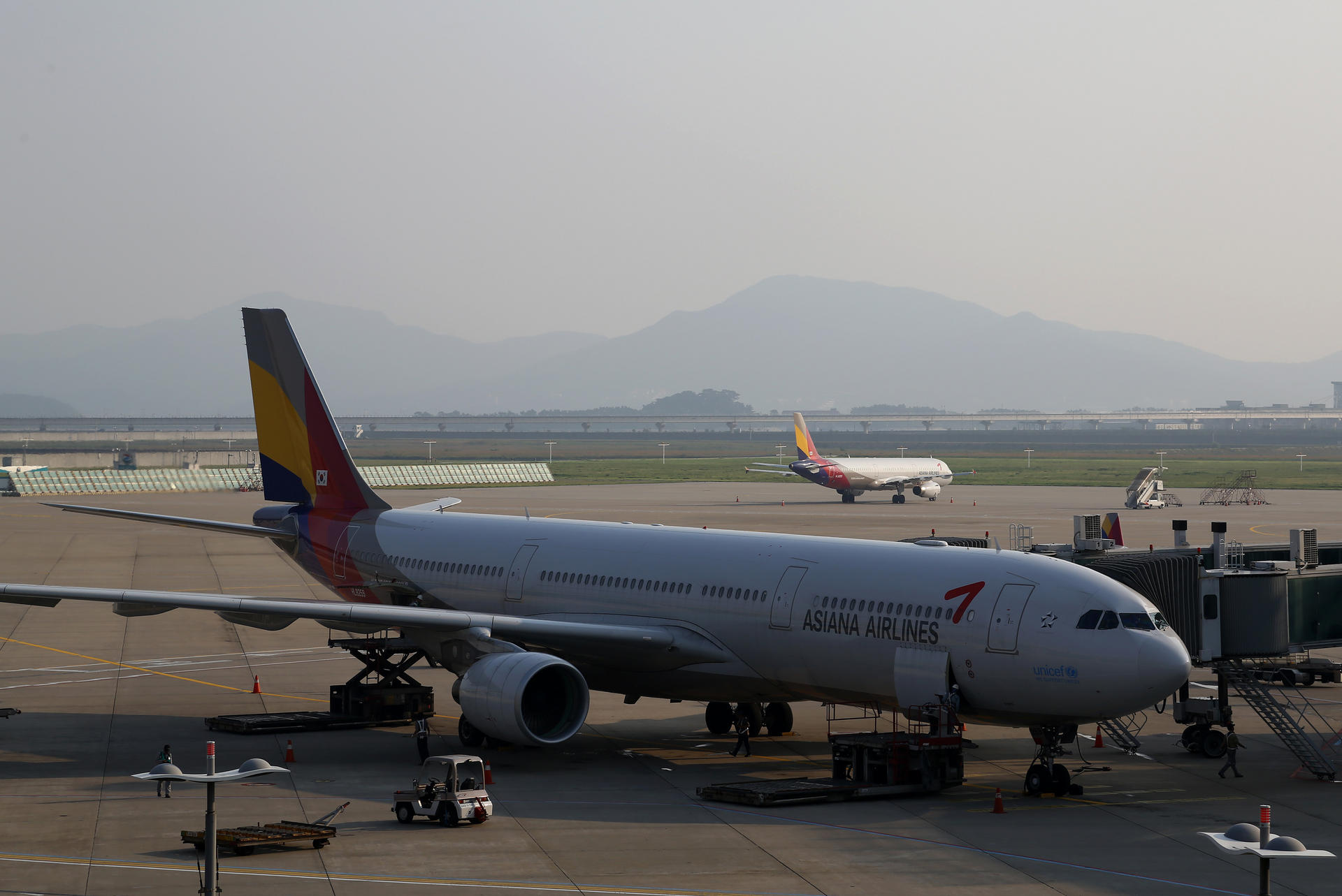 Asiana has been expanding in recent years by adding more planes to its fleet and increasing flights around the world. Photo: Bloomberg
