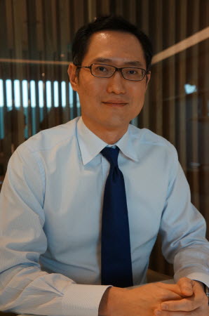 Lim Seng Bee, senior executive director in the Singapore headquarters and regional CEO for North Asia in the Hong Kong office