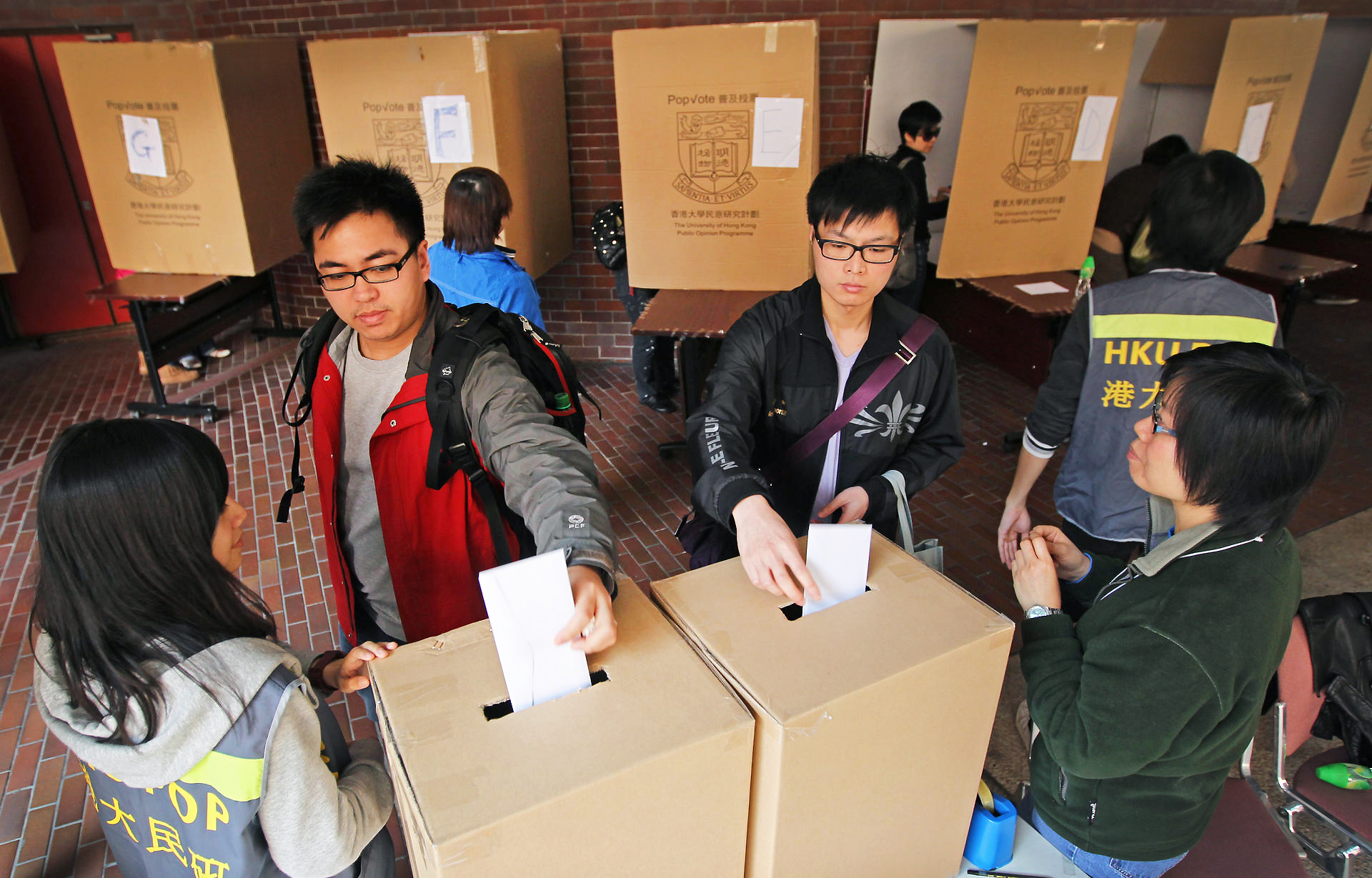 People had to use paper votes last year. Photo: Dickson Lee
