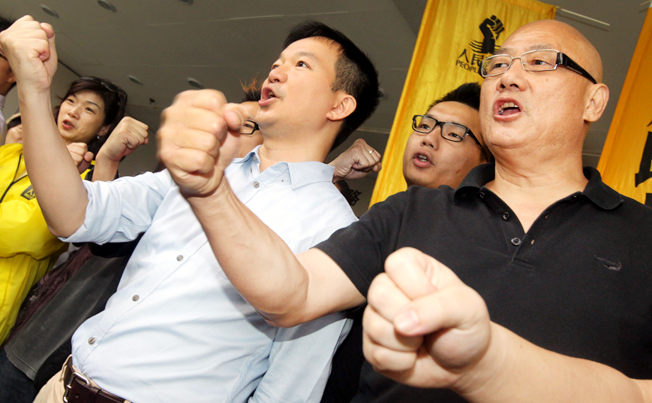 Lawmakers Chan Chi-chuen (left) and Albert Chan Wai-yip (right). Photo: Felix Wong