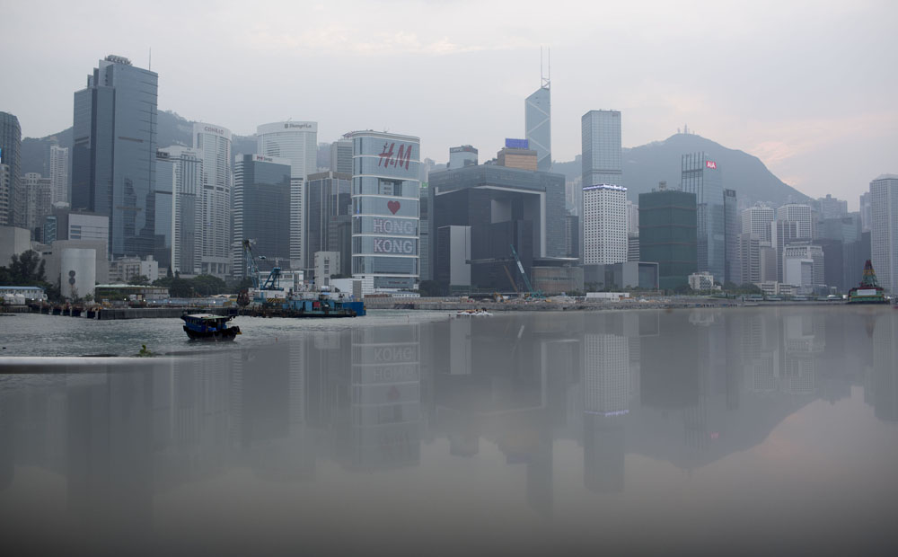 A recent commentary in Wen Wei Po claimed that spies and moles run out of the British consulate here are busy at work in all of Hong Kong's key establishments. Photo: Bloomberg