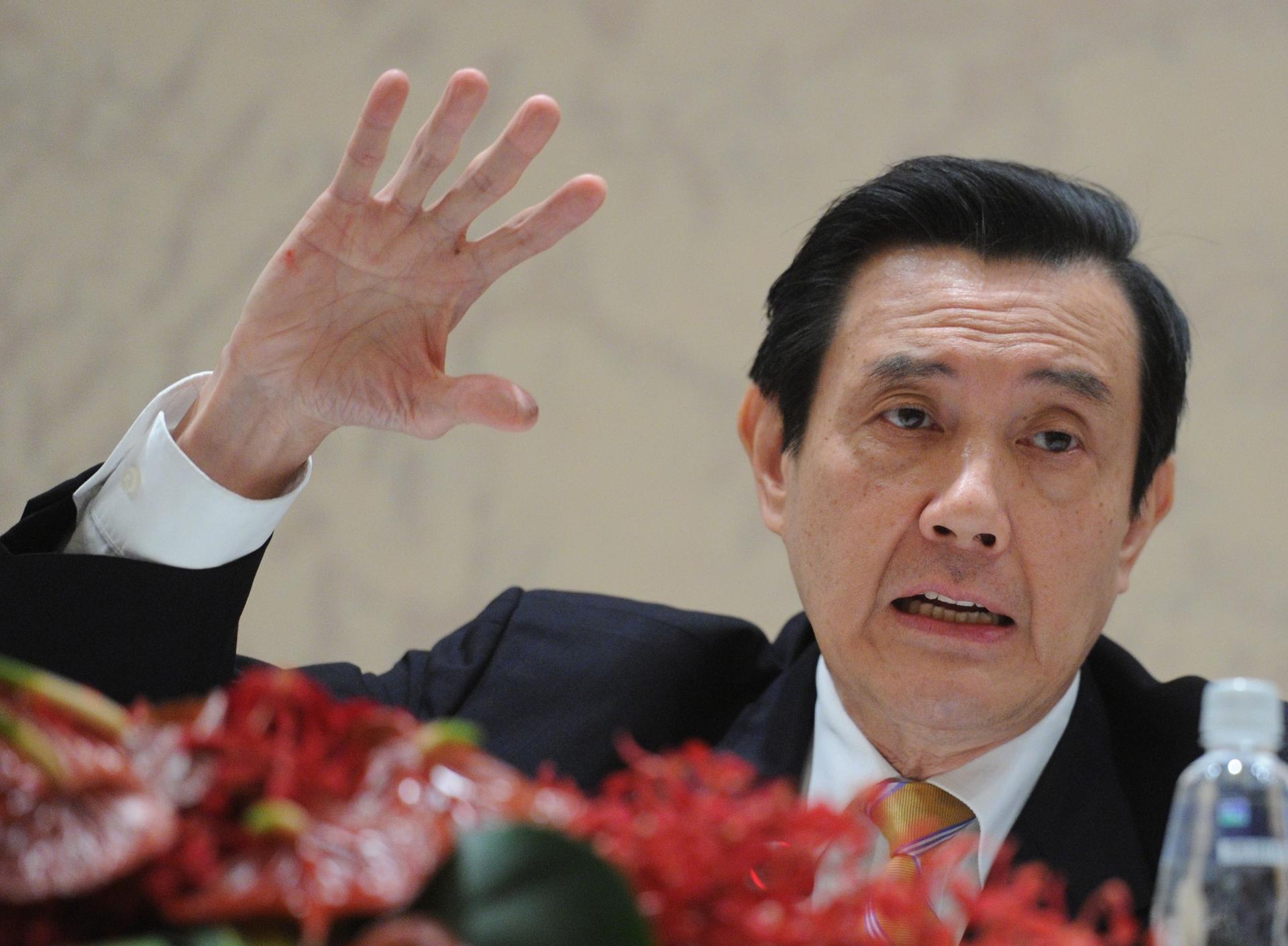 Taiwanese President Ma Ying-jeou told Taipei-based correspondents that the time is not right for political talks with Beijing. Photo: AFP
