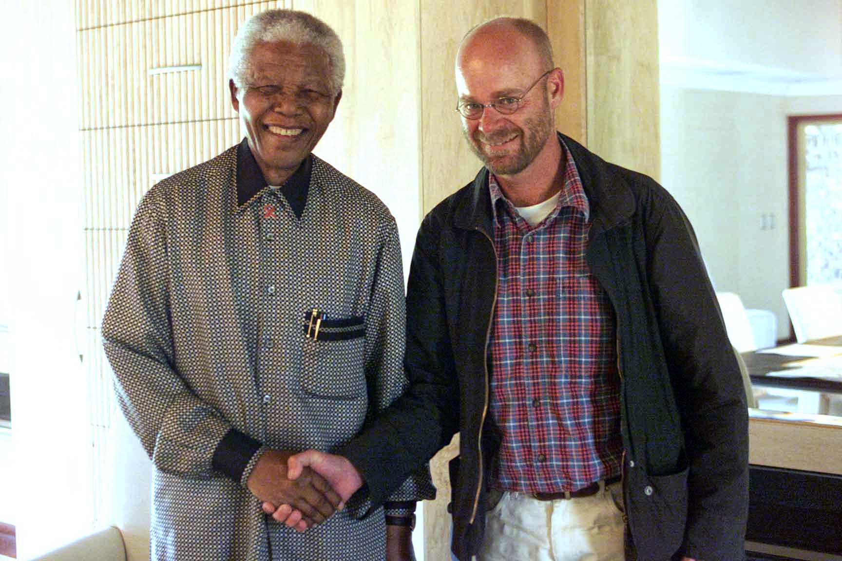 Nelson Mandela meets Bonny Schoonakker. Photo: Bonny Schoonakker