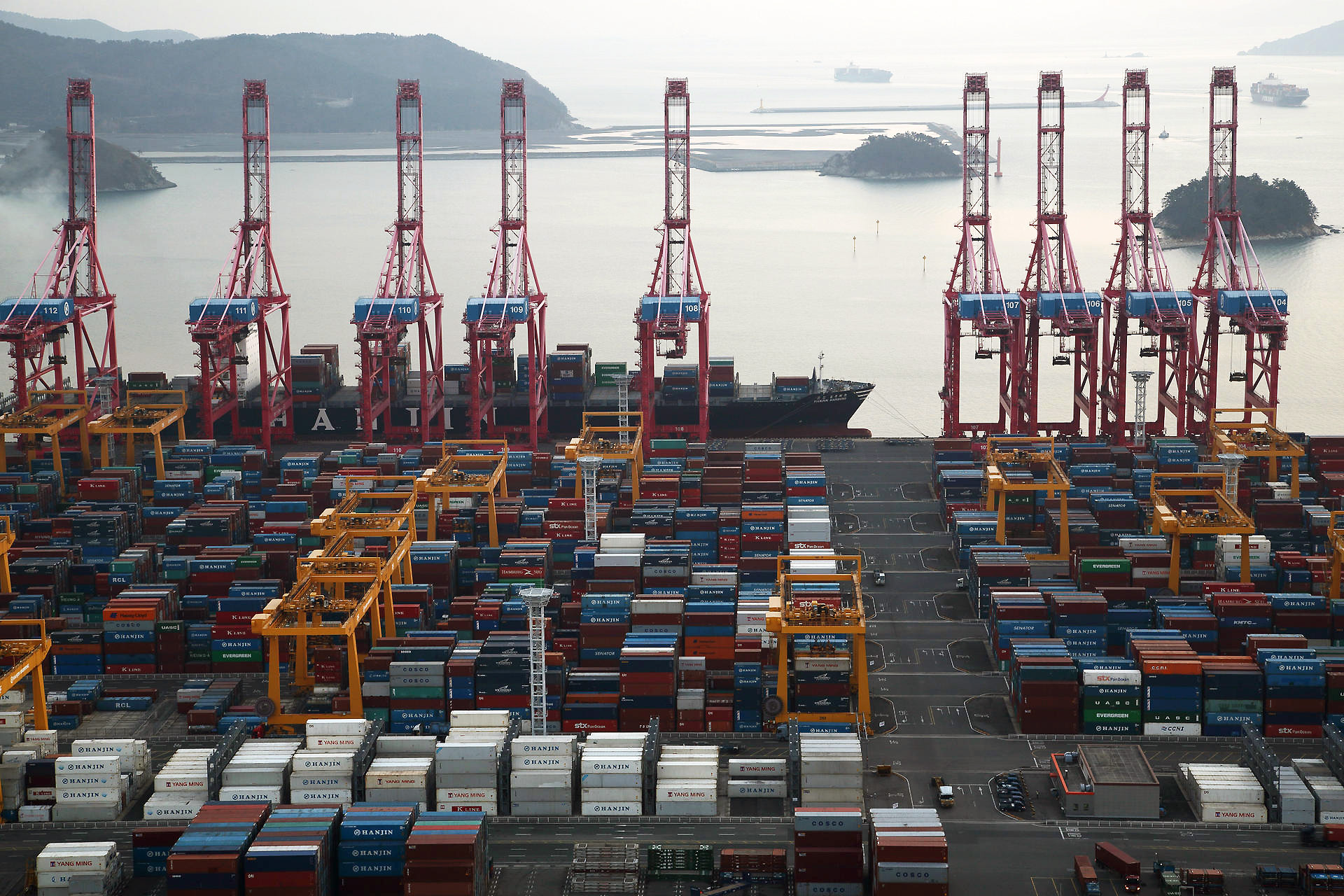 South Korea's major ports, such as Busan, were kept busy by the country's standout export performance last month. Photo: Bloomberg