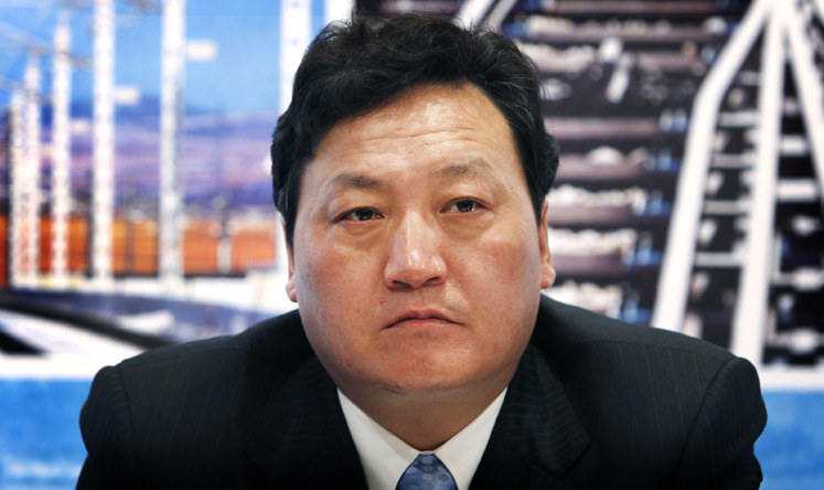 Bai Zhongren, then Executive Director and Vice President of China Railway Group Limited, attends a news conference in Hong Kong in this April 25, 2008 file photo. Photo: Reuters