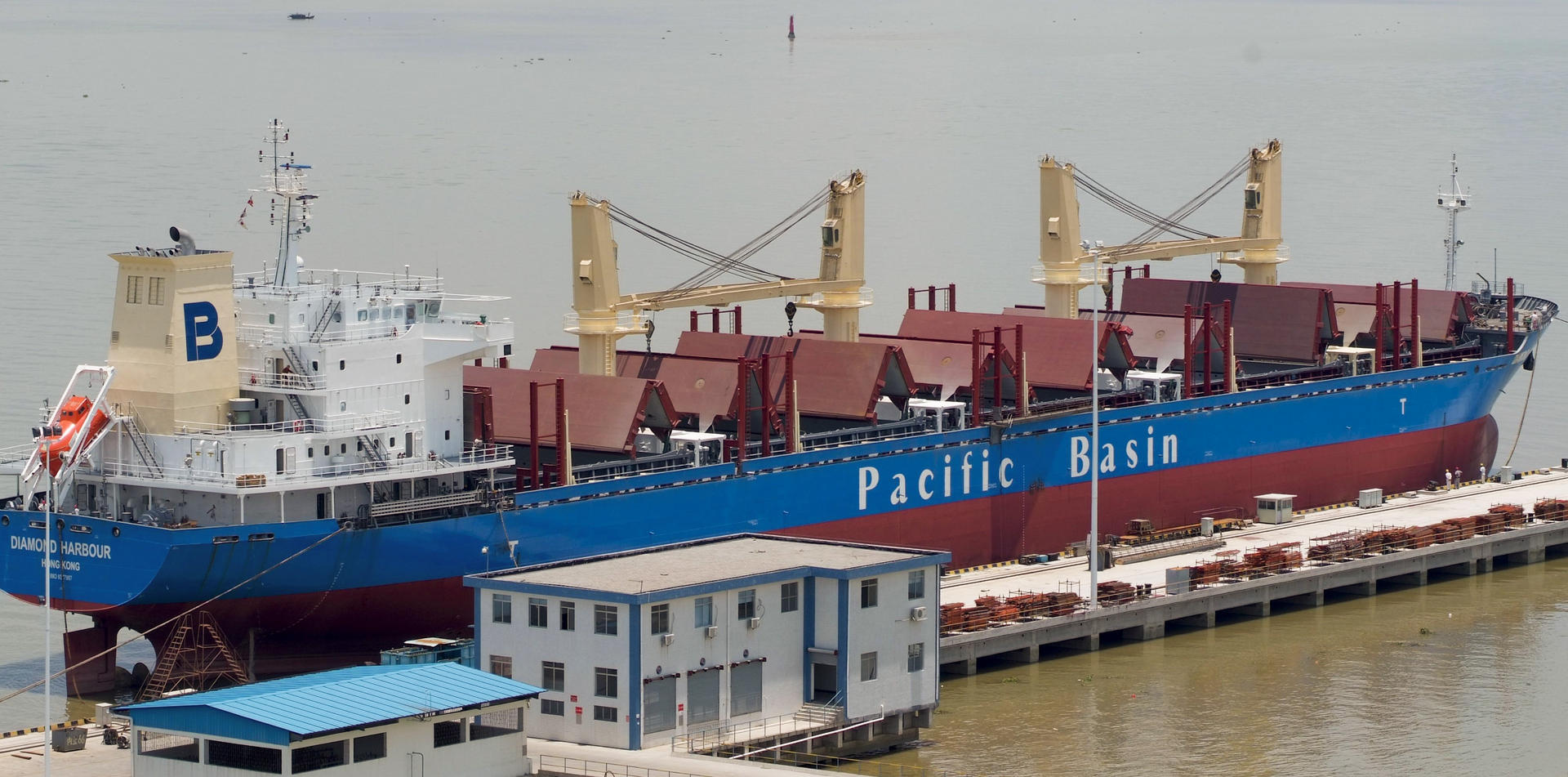 Pacific Basin Shipping says rising affluence on the mainland means more demand for food and building supplies, which account for two-thirds of its cargoes. Photo: Bloomberg