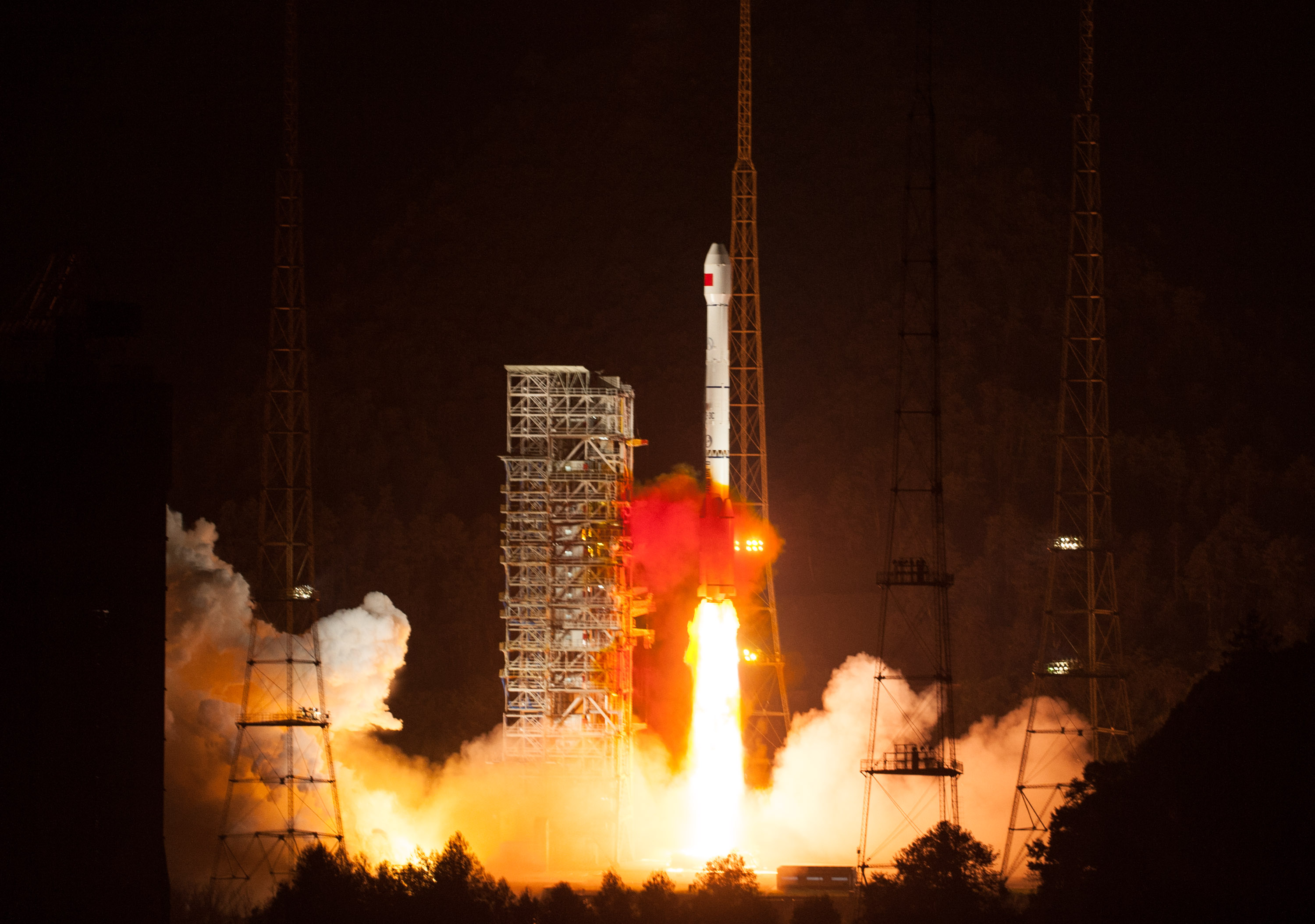 A Long March-3C carrier rocket carrying a satellite blasts off from the launch pad at the Xichang Satellite Launch Center in Xichang, southwest China's Sichuan Province in 2012. Photo: Xinhua 