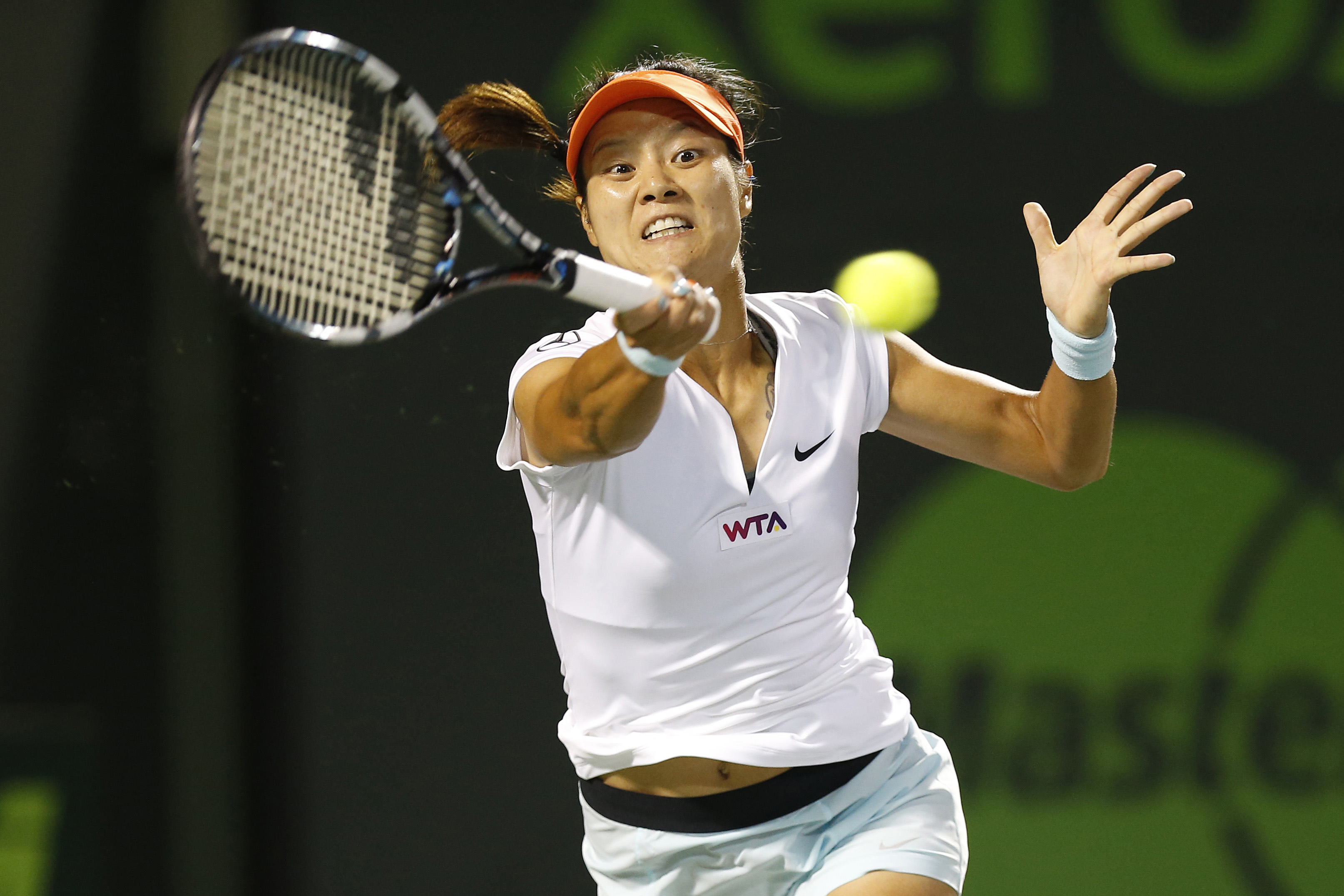 China's Li Na has earned a final showdown with American Serena Williams in Miami. Photo: USA Today
