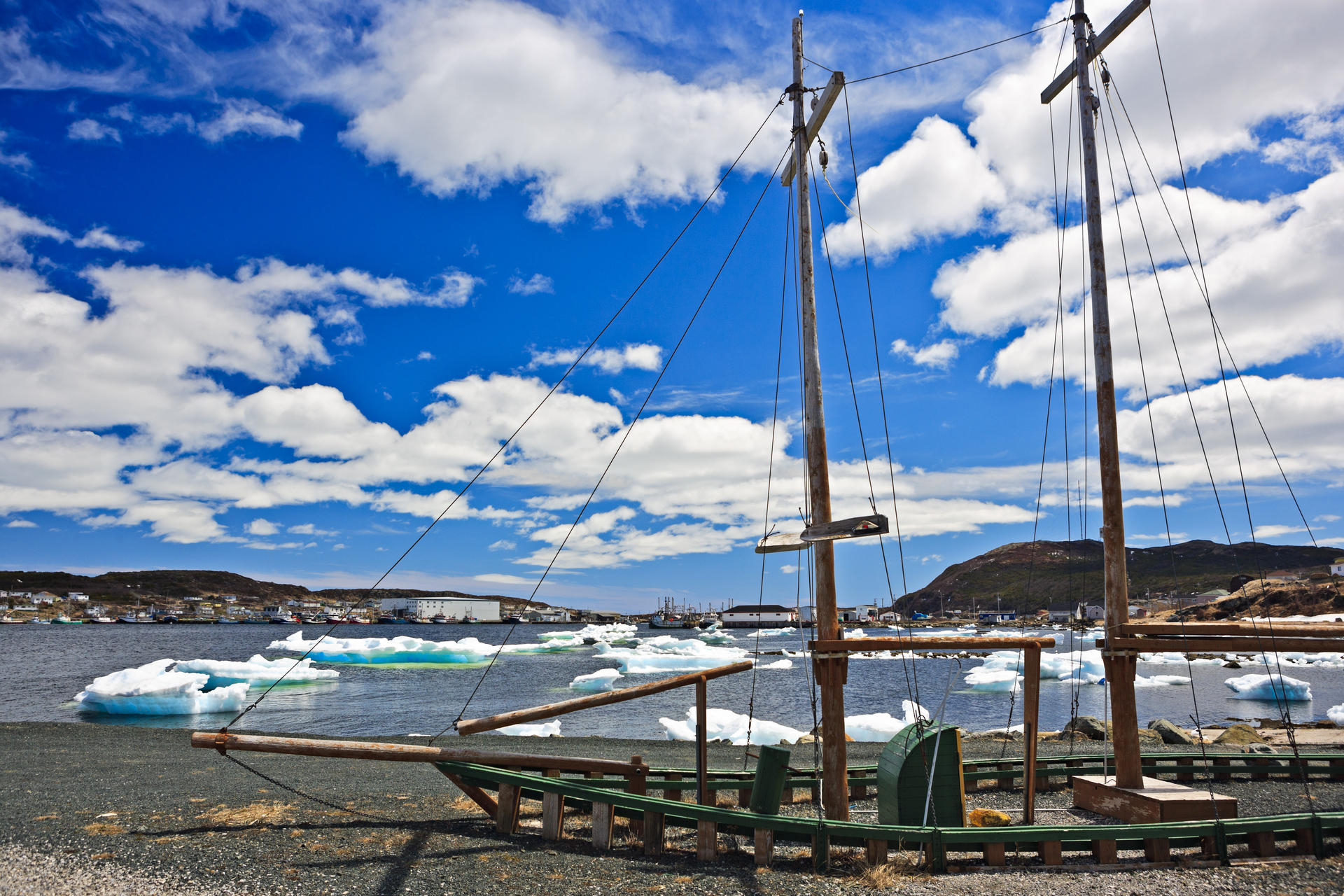 Pack ice in St Anthony's harbour, Newfoundland, Canada. Photos: David Bartram; Corbis