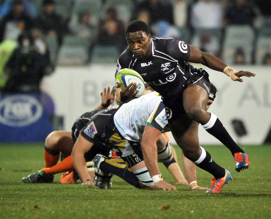 Lwazi Mvovo runs the ball for the Coastal Sharks during their loss last weekend to the Brumbies. Photo: AFP