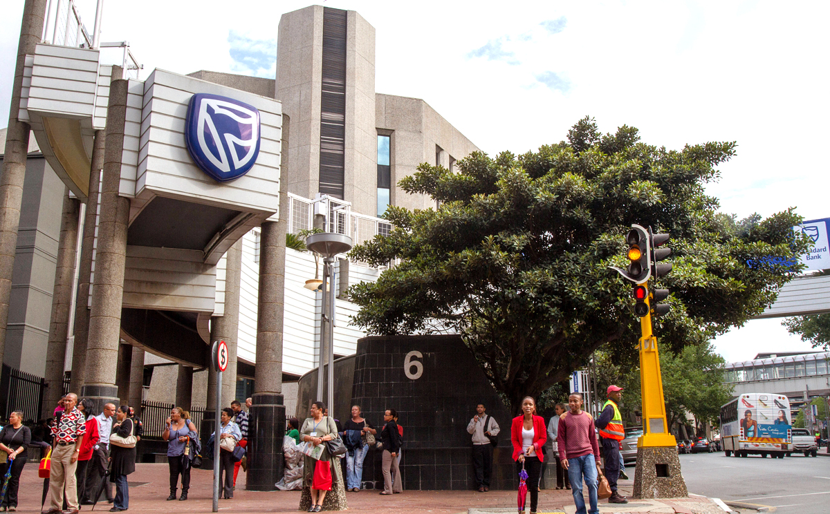 Standard Bank says its exposure to the commodity financing arrangements under investigation was US$167 million at the end of June. Photo: Bloomberg