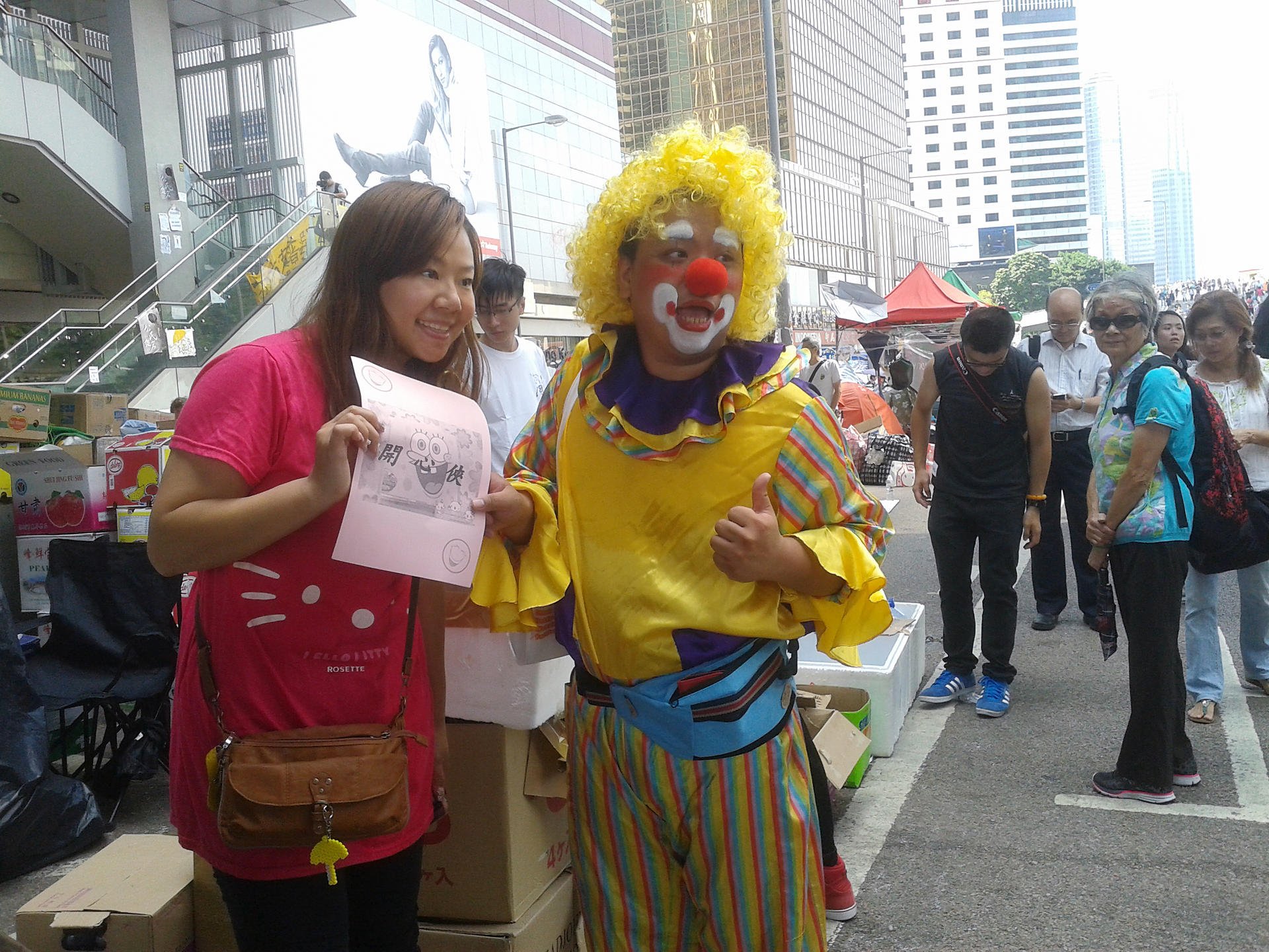Peter the clown in Admiralty. Photo: Fanny W.Y. Fung