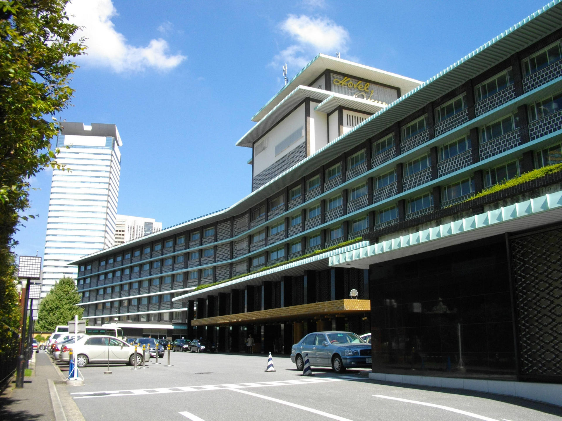 Tyler Brule is challenging the decision to destroy the main hotel building of the Hotel Okura Tokyo in favour of a 38-storey steel-and-glass tower expansion. Photo: SCMP Pictures