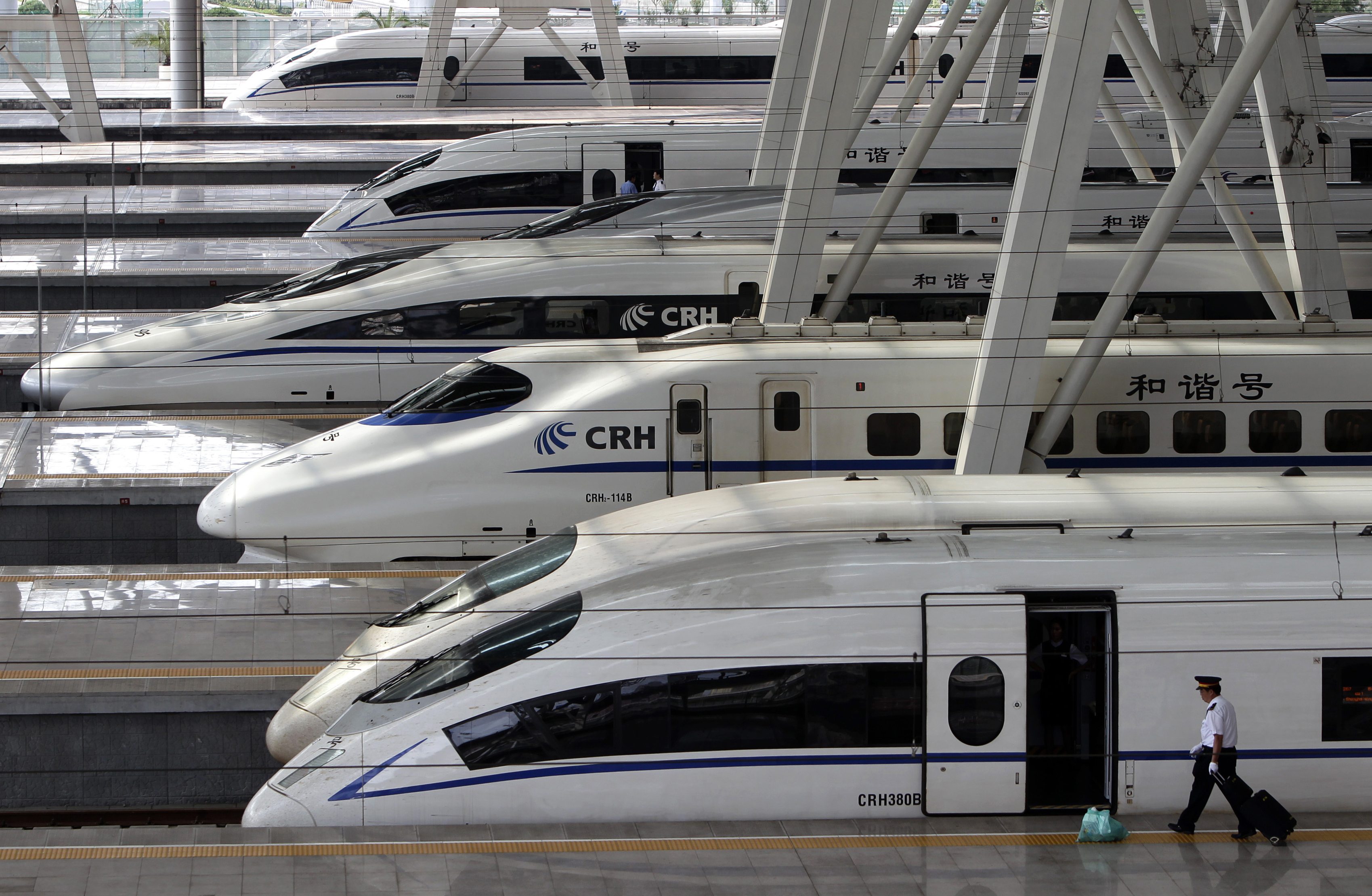 China CNR and CSR Corp are likely combining into a venture to focus on international expansion. Photo: Reuters