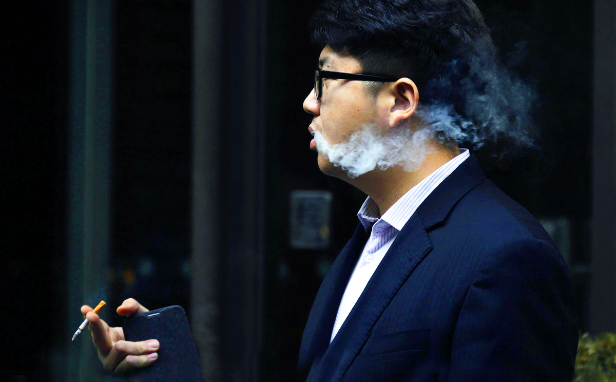 The mainland has more than 300 million smokers. Photo: AFP