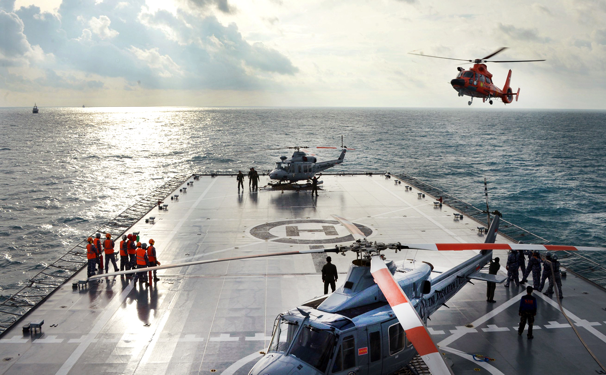 Ping signals from the black box data recorders of crashed AirAsia flight QZ8501 were detected on Friday, a senior Indonesian search official said. Photo: AFP