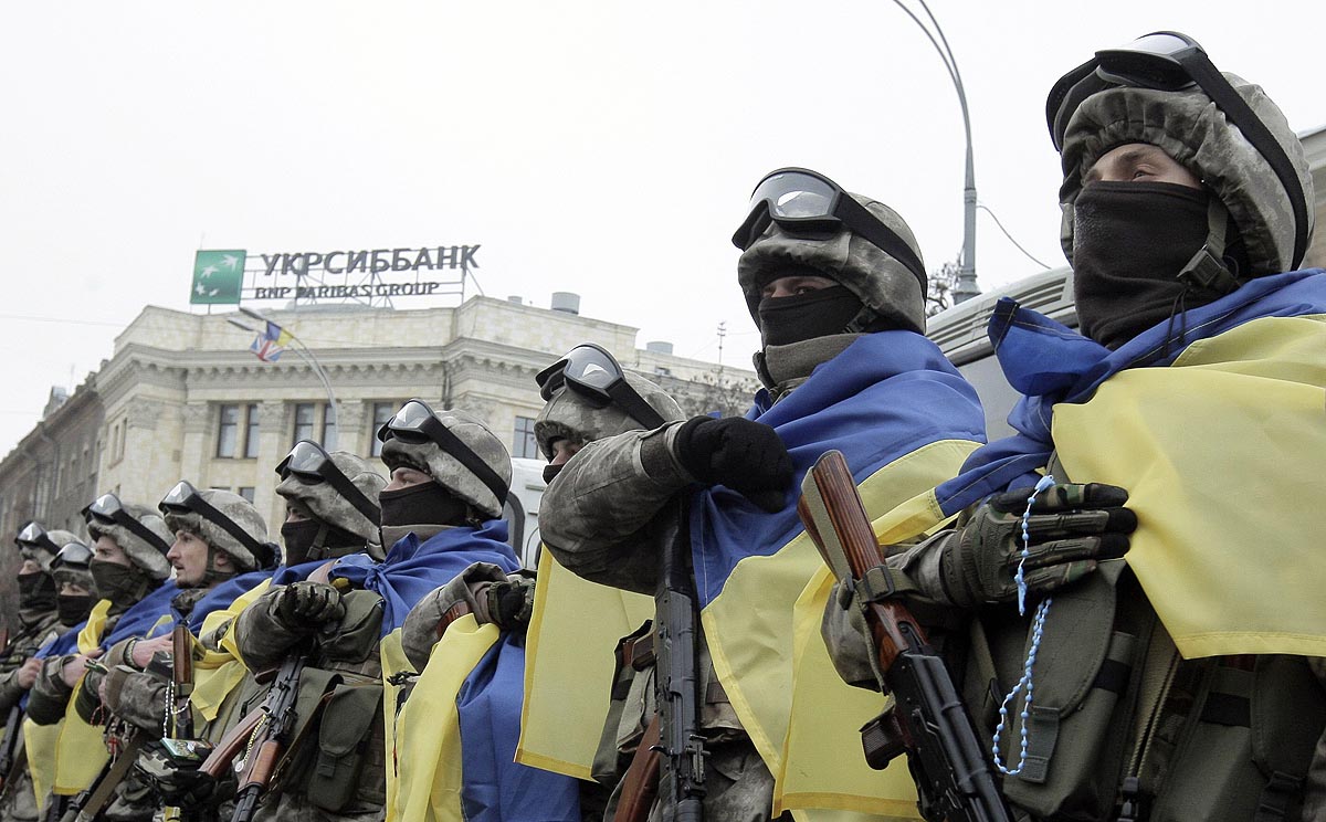 a special unit of the Ukrainian armed forces lines up during a farewell ceremony in Kharkiv. Photo: Reuters