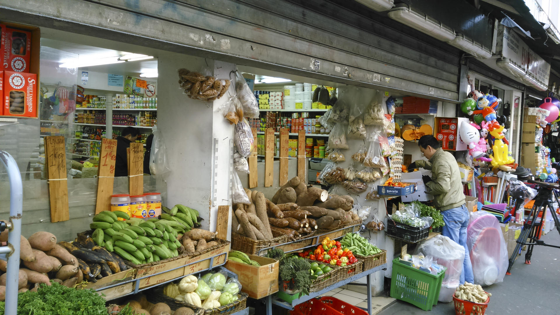 A market stall in Belleville. Photos: Rowena Carr-Allinson