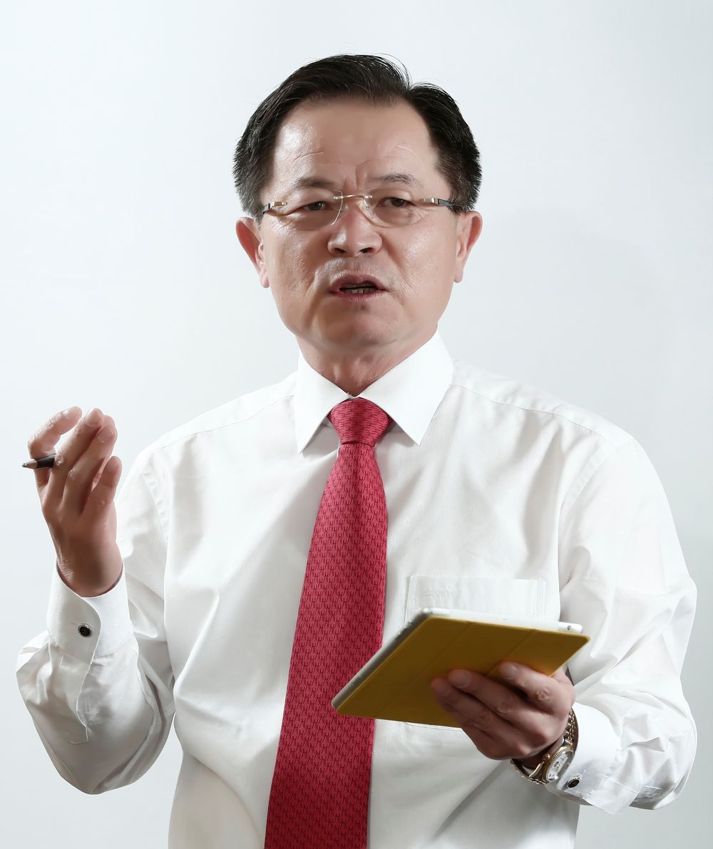 Lee Chul-kyoon, president and CEO