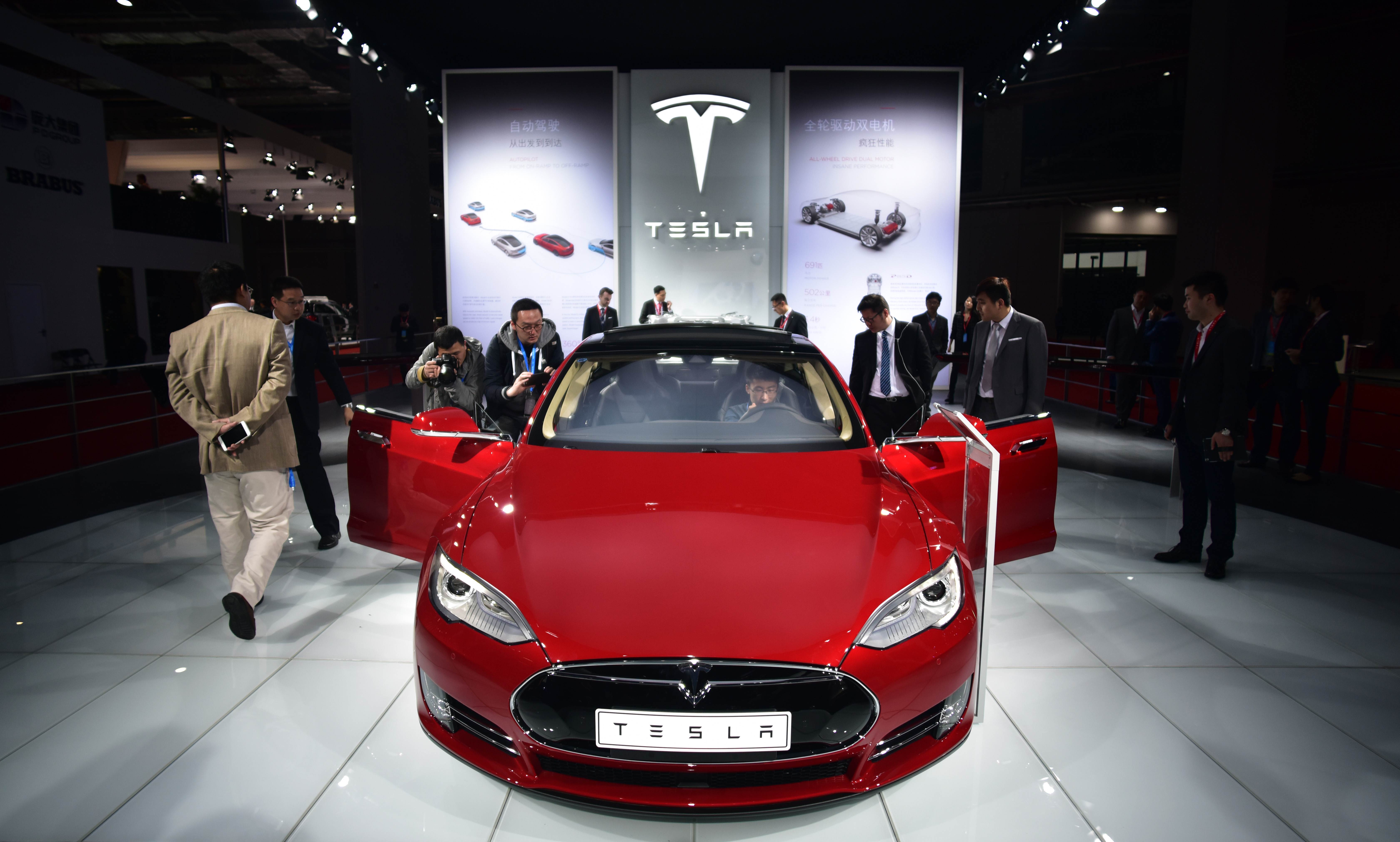 A Tesla Model S P85d car on display at the 16th Shanghai International Automobile Industry Exhibition in Shanghai on April 20, 2015. Photo: AFP