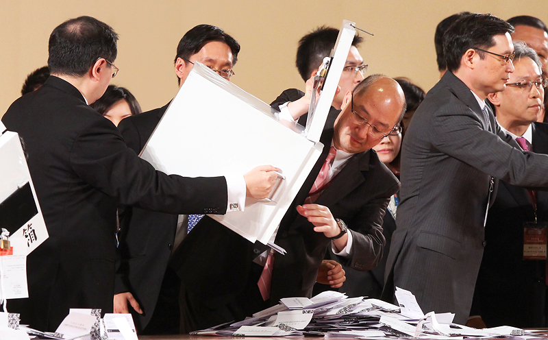 Votes being counted in the 2012 election. Photo: Sam Tsang