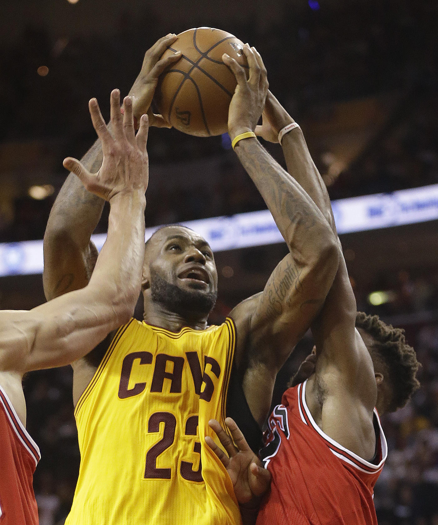 Cavaliers' LeBron James goes for a shot against the Bulls.Photo: AP