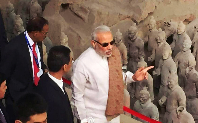 Indian Prime Minister Narendra Modi visits the site of the Terracotta Army in Xian on Thursday on the first day of his visit to China. Photo: Xinhua weibo