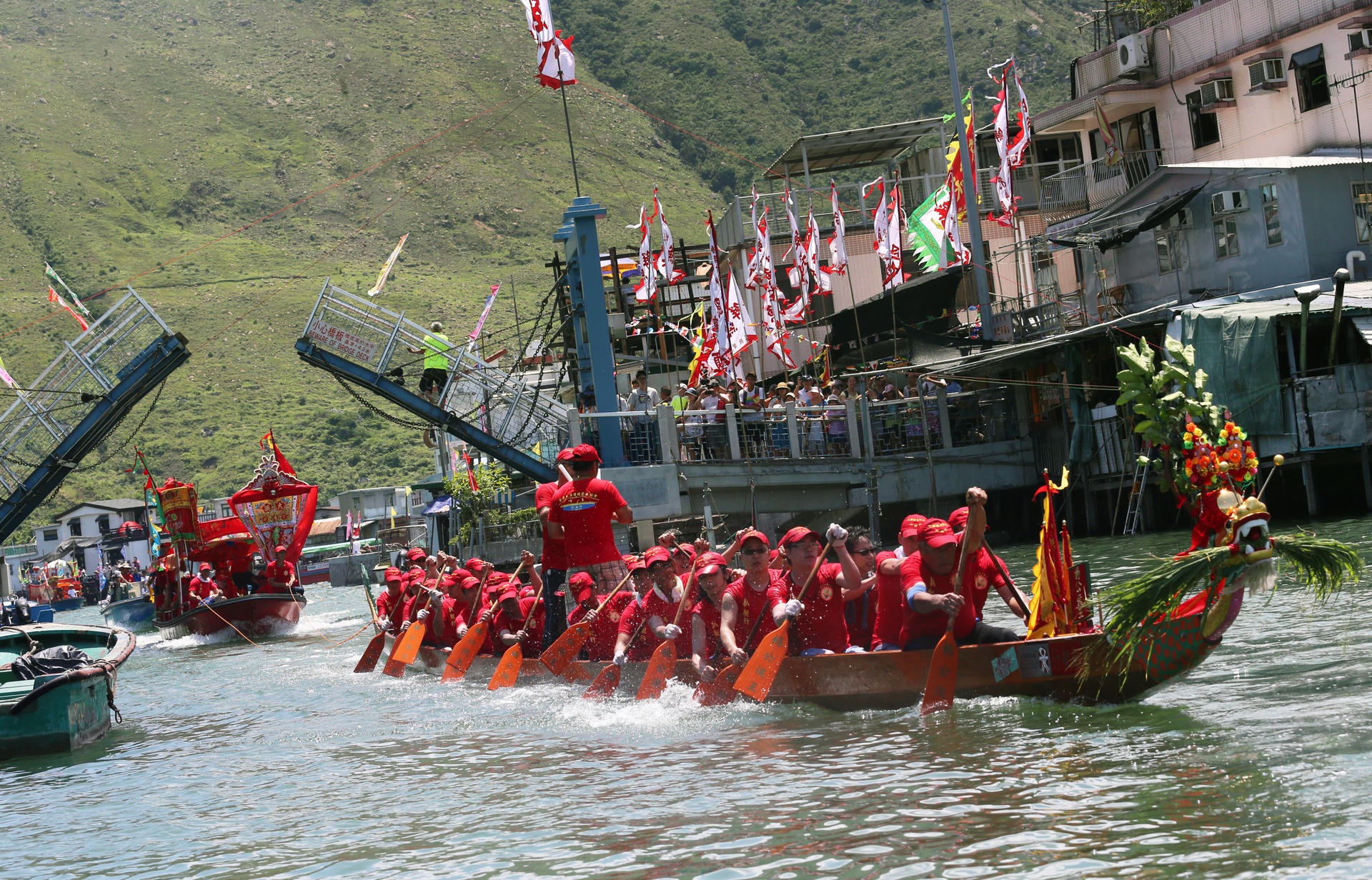 Dragon Boat Water Parade in Tai O last year.Photo: David Wong